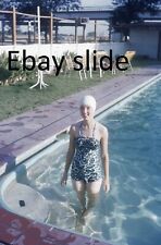 Slide Kodachrome Orig 1955 35mm - Jovem mulher na piscina de motel à beira da estrada comprar usado  Enviando para Brazil