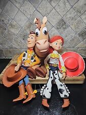 Muñecas de cuerda Toy Story Woody, Jessie, Bullseye hablando ¡Los juguetes funcionan!  segunda mano  Embacar hacia Argentina
