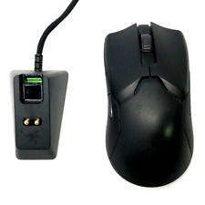 Mouse inalámbrico para juegos Razer Viper Ultimate RZ01-0305 16000 DPI + dongle y base segunda mano  Embacar hacia Argentina