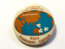 AUSTRALIA PEACE COMMITTEE SUPPORTS WORLD DISARMAMENT CAMPAIGN Vintage PINBACK! segunda mano  Embacar hacia Argentina