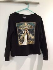 William Shakespeare Romeo & Juliet Leonardo DiCaprio Long Sleeve T-Shirt Sz. S for sale  Shipping to South Africa
