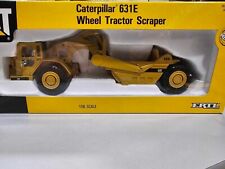 Ertl cat caterpillar d'occasion  Hénin-Beaumont