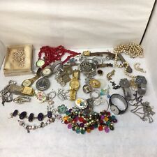 Lote de piezas de colección de relojes de joyería de disfraz reparación broche de orejas reutilización segunda mano  Embacar hacia Mexico