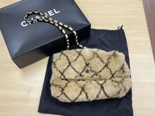 Chanel matelasse lapin d'occasion  Expédié en Belgium
