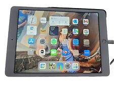 Apple iPad 7ª Geração 128GB, Wi-Fi, 10,2 pol - Cinza Espacial comprar usado  Enviando para Brazil