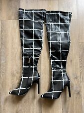 thigh length boots for sale  GREAT YARMOUTH