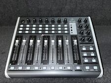 Controlador universal USB/MIDI COMPACTO Behringer X-TOUCH 9 faders sensibles al tacto segunda mano  Embacar hacia Mexico