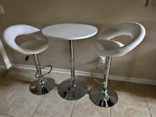 bar table 3 stools for sale  Bradenton