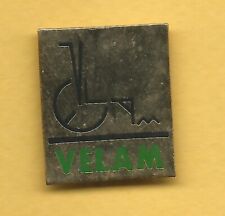 Pin badge vintage d'occasion  Fondettes