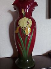 Grand vase bordeaux d'occasion  Sauzet