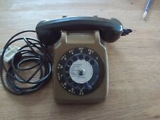 Ancien telephone colore d'occasion  Bretteville-sur-Laize