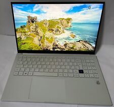 Laptop Samsung 15"- i5, 10. generacji, 512GB / 8GB RAM, dobry stan, 1,60 GHz na sprzedaż  Wysyłka do Poland