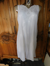 fond robe dentelle d'occasion  Amiens-