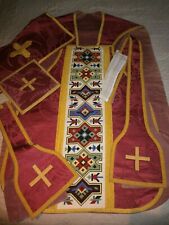 Ancienne chasuble rouge d'occasion  Genouillac