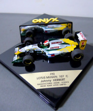 Vintage 1:43 Onyx F1 carro de corrida Lotus Mugen 107C- Johnny Herbert piloto com estojo comprar usado  Enviando para Brazil