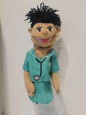 Melissa & Doug Hand Puppet Dr. Susan Chartwell Surgeon Doctor Scrubs comprar usado  Enviando para Brazil