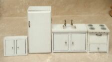 Vtg White Wood dollhouse Full kitchen furniture stove fridge Sink Cabinet lot segunda mano  Embacar hacia Argentina