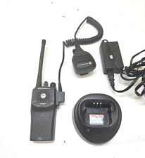 Rádio bidirecional Motorola PR400 146-174 MHz VHF 16 canais AAH65KDC9AA2AN com carregador, usado comprar usado  Enviando para Brazil