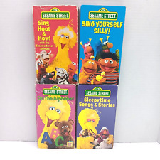 Usado, Lote de 4 Sesame Street alfabeto VHS, músicas Sleepytime, Sing Silly, Hoot & Howl comprar usado  Enviando para Brazil