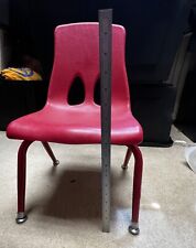 Usado, Cadeira escolar infantil 8” altura do assento, pernas de aço cromado vermelho comprar usado  Enviando para Brazil