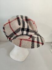 Casquette bonnet burberry d'occasion  La Ferté-Frênel