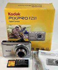 Cámara compacta Kodak PIXPRO FZ51 plateada 16 mp con caja, guía, batería y tarjeta SD de 8 GB segunda mano  Embacar hacia Argentina
