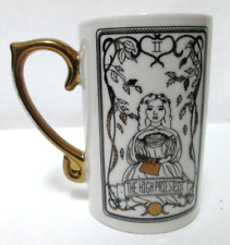 Taza de cerámica Harvest Green Studio The High Priestess borde dorado blanco segunda mano  Embacar hacia Argentina