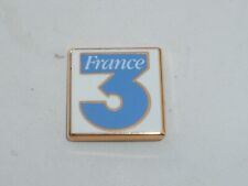 Pin logo signe d'occasion  Gaillefontaine