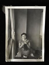#10769 Japonés Vintage Foto 1940s / Falda Woman Silla Yarn Cortina Ventana segunda mano  Embacar hacia Argentina