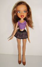 Poupée doll bratz d'occasion  Fosses