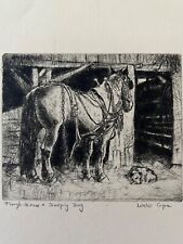 Gravura de fazenda doce por Leslie Cope - "Cavalo de arado e cachorro adormecido" - Assinado comprar usado  Enviando para Brazil