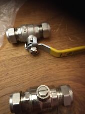 Two 15mm isolation for sale  WINDERMERE
