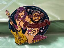 Pin Hard Rock Cafe Las Vegas - PinSanity X Planet 1 Mercury Girl com guitarra amarela comprar usado  Enviando para Brazil