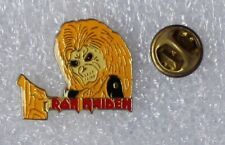 Broche de lapela Iron Maiden dos anos 1980-90 2 x 2,5 cm. (0,8" x 1") Eddie, Steve Harris comprar usado  Enviando para Brazil