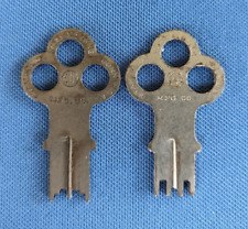 Usado, 2 chaves elétricas vintage YALE & TOWNE MFG CO 1 11/16" de comprimento, #121 e 199 comprar usado  Enviando para Brazil