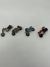 Lote de 4 motocicletas Mattel Hot Wheels-Daredevil Dirt Bike/Red Ducati-Chopper segunda mano  Embacar hacia Argentina