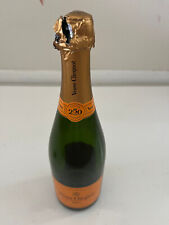 ✨Veuvw Cucquot Brut Champagne 750ML garrafa vazia com cortiça e gaiola comprar usado  Enviando para Brazil