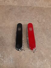 Coppia victorinox explorer usato  Zanica