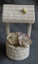 vintage porseleinen WATERPUT PUT BEELDJE 12x6x5cm ceramic water well figurine tweedehands  Brunssum - Emma
