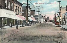 Usado, Cartão postal Down 2nd Street Grand Rapids Wisconsin WI loja de roupas 1909 comprar usado  Enviando para Brazil