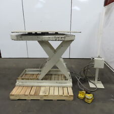 table hyd for sale  Middlebury