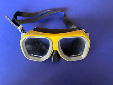 Máscara de mergulho Beuchat Saga vidro temperado AMARELA da Cousteau Preserve 1991 comprar usado  Enviando para Brazil