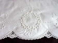 Fronhas padrão brancas bordadas de crochê aparadas - 2 comprar usado  Enviando para Brazil