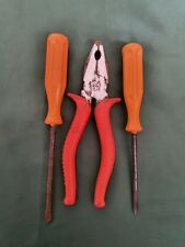 Pliers screwdriver adaptable usato  Italia
