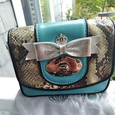 Flat london crossbody for sale  Newport News