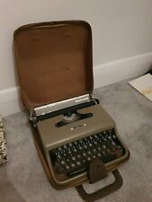 Olivetti lettera typewriter for sale  BROMLEY
