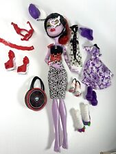 Monster High Doll Skulltimate Roller Laberinto Patinaje Opereta, Lote de Accesorios, usado segunda mano  Embacar hacia Argentina