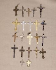 Crucifix cross pendants d'occasion  Expédié en Belgium