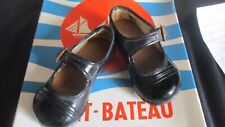 Petites chaussures vintage d'occasion  Bréhan