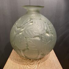 Vase milan .lalique d'occasion  Saint-Ouen